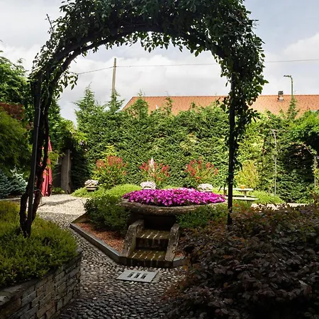 Maison Flipot Bed & Breakfast